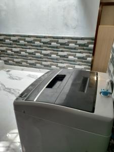Kitchen Image of 1800 Sq.ft 3 BHK Builder Floor for rent in Kalkaji New Delhi for Rs. 99500
