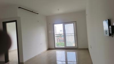 Living Room Image of 811 Sq.ft 2 BHK Apartment / Flat for sale in Shapoorji Pallonji BKC 28, Bandra East Mumbai for Rs. 31000000