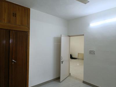 Bedroom Image of 2000 Sq.ft 3 BHK Apartment / Flat for rent in Vasant Kunj New Delhi for Rs. 80000