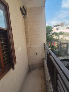 Balcony Image of 1100 Sq.ft 3 BHK Builder Floor for rent in Preet Vihar New Delhi for Rs. 32000