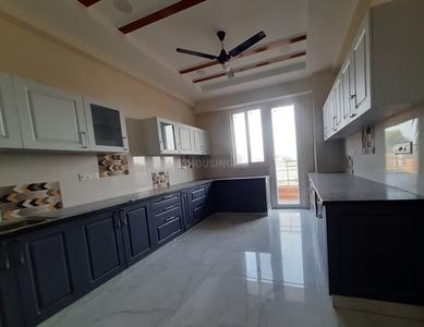 Kitchen Image of 1900 Sq.ft 4 BHK Apartment / Flat for rent in Rasik Tower Block C And D, Talashpur Aligarh for Rs. 22000