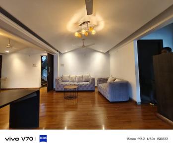4.5 BHK Flat