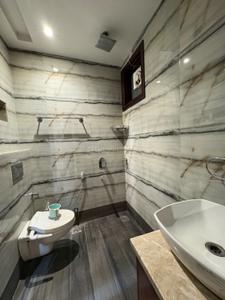 Bathroom Image of 1700 Sq.ft 3 BHK Builder Floor for sale in Pushpanjali Enclave RWA, Pitampura New Delhi for Rs. 37000000