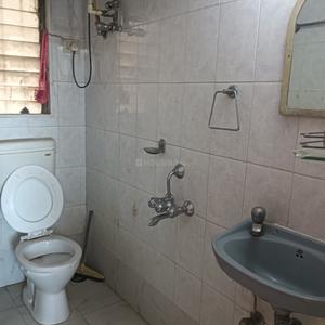 Bathroom Image of 700 Sq.ft 2 BHK Apartment / Flat for sale in Kabra Happy Valley, Thane West Thane for Rs. 11000000