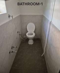 Bathroom Image of 1200 Sq.ft 2 BHK Apartment / Flat for rent in Ellisbridge Ahmedabad for Rs. 23000