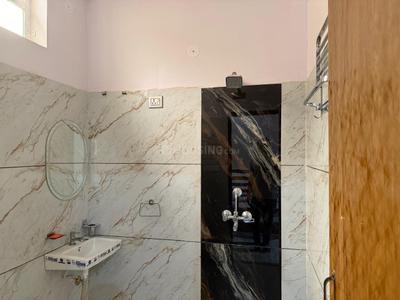Bathroom Image of 1000 Sq.ft 2 BHK Independent House for rent in Mansarovar Jaipur for Rs. 20000