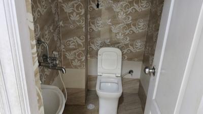 Image of 1900 Sq.ft 2 BHK Apartment / Flat for rent in Himayath Nagar, Hyderabad for Rs. 43000