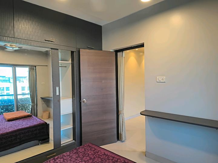 Veena Serenity Main Image 1