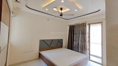 Bedroom Image of 800 Sq.ft 2 BHK Apartment / Flat for rent in Lodha Splendora, Thane West Thane for Rs. 35000