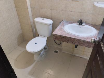 Image of 945 Sq.ft 2 BHK Apartment / Flat for rent in Logix Blossom County, Sector 137, Noida for Rs. 29000
