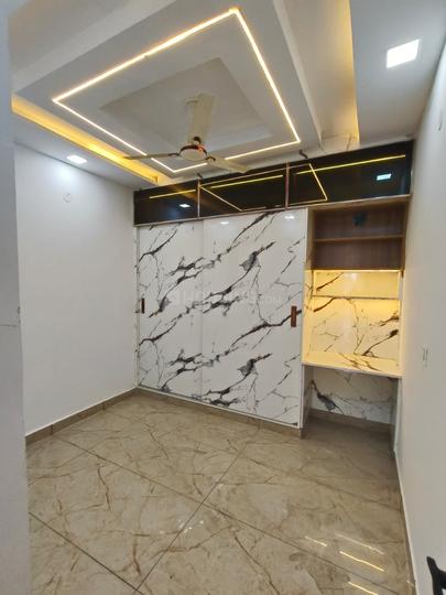 SKYLINE PROPERTIES Bedroom 1