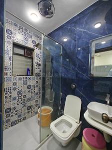 Bathroom Image of 900 Sq.ft 2 BHK Apartment / Flat for rent in Rizvi Continental Tower, Pali Hill Mumbai for Rs. 160000