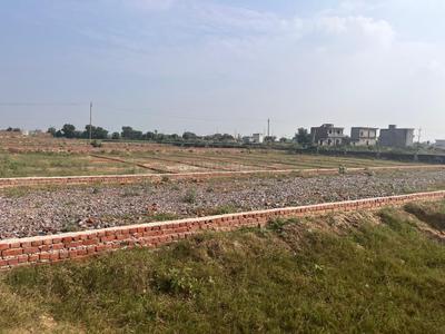 Image of 900 Sq.ft Residential Plot / Land for sale in Sector 142, Noida for Rs. 2000000