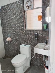 Bathroom Image of 925 Sq.ft 2 BHK Apartment / Flat for sale in Rishi Ventoso, Madhyamgram Kolkata for Rs. 5600000