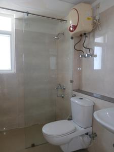 Common Bathroom Image of 2000 Sq.ft 3 BHK Apartment / Flat for sale in Emaar Imperial Gardens, Sector 102 Gurgaon for Rs. 23000000