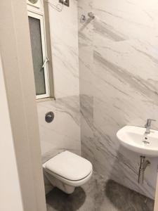 Bathroom Image of 650 Sq.ft 1 BHK Apartment / Flat for sale in Crescent Silverwoods, Powai Mumbai for Rs. 14500000
