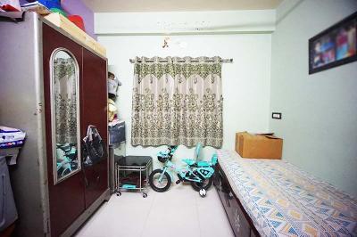 Bedroom Image of 1080 Sq.ft 2 BHK Apartment / Flat for sale in Vastral Ahmedabad for Rs. 4000000
