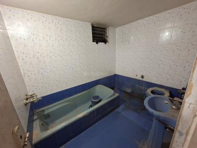 Bathroom Image of 300 Sq.ft 1 BHK Builder Floor for rent in Nizampura Vadodara for Rs. 5000