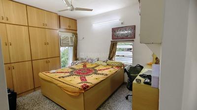 Bedroom Image of 1060 Sq.ft 2.5 BHK Apartment / Flat for rent in Navrangpura Ahmedabad for Rs. 30000