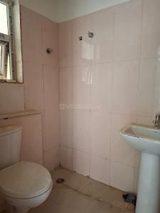 Bathroom Image of 2100 Sq.ft 3 BHK Apartment / Flat for sale in Aditya Empress Towers, Shaikpet Hyderabad for Rs. 19000000