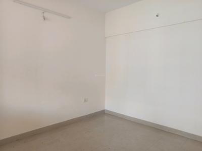 Bedroom Image of 650 Sq.ft 1 BHK Apartment / Flat for rent in Magarpatta Heliconia, Hadapsar Pune for Rs. 24000