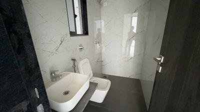Image of 720 Sq.ft 2 BHK Apartment / Flat for rent in DLH Leo Tower, Andheri West, Mumbai for Rs. 115000