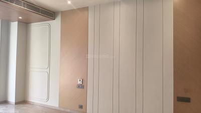 Bedroom Image of 4800 Sq.ft 4.5 BHK Builder Floor for sale in Greater Kailash I New Delhi for Rs. 209000000