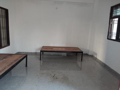 Bedroom Image of 1200 Sq.ft 2 BHK Independent House for rent in Haibat Mau Mawaiya Lucknow for Rs. 9000