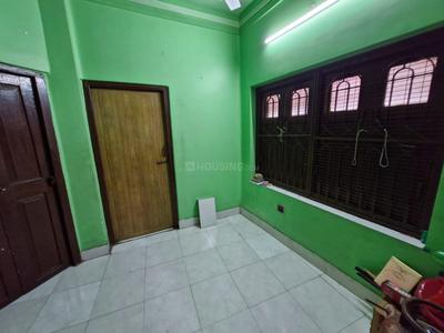 Balcony Image of 650 Sq.ft 2 BHK Independent House for rent in Phool Bagan Kolkata for Rs. 15000