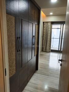 Bedroom Image of 2500 Sq.ft 3 BHK Apartment / Flat for sale in Lodha World Crest, Lower Parel Mumbai for Rs. 132500000