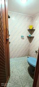 Bathroom Image of 2300 Sq.ft 2 BHK Apartment / Flat for rent in Alagapuram Pudur Salem for Rs. 20000