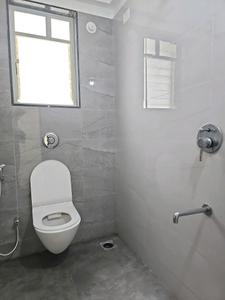 Pankaj Aasmaan Common Bathroom 4