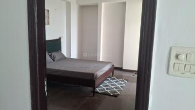 Bedroom Image of 900 Sq.ft 2 BHK Apartment / Flat for rent in Ajnara Gen X, Crossings Republik Ghaziabad for Rs. 18000
