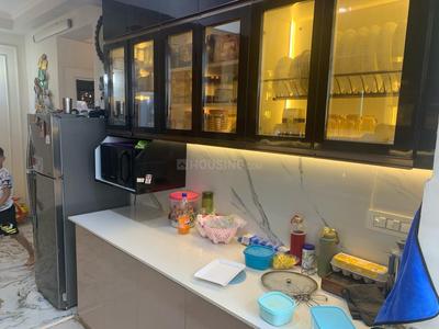 Kitchen Image of 1650 Sq.ft 3 BHK Apartment / Flat for sale in Amrapali Crystal Homes Phase 1, Sector 76 Noida for Rs. 21500000