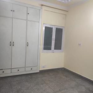 Bedroom Image of 600 Sq.ft 1 BHK Apartment / Flat for rent in Brothers Apartment, Patparganj New Delhi for Rs. 21000