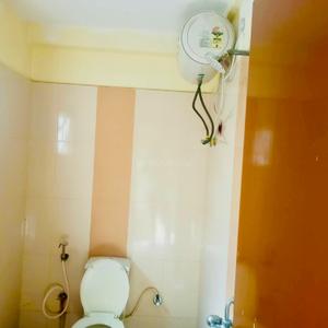 Bathroom Image of 1750 Sq.ft 3 BHK Apartment / Flat for rent in Kadubeesanahalli Bengaluru for Rs. 65000
