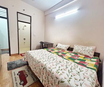 Bedroom Image of Chirag House Hostel in Govindpuram, Ghaziabad