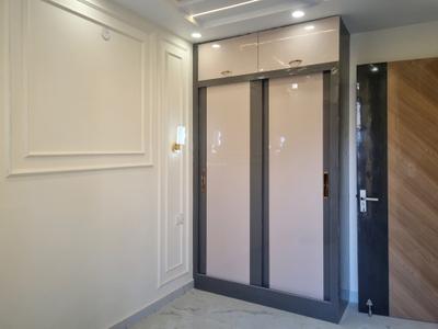 Bedroom Image of 600 Sq.ft 2 BHK Apartment / Flat for sale in Dwarka Mor New Delhi for Rs. 4400000