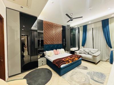 Bedroom Image of 3501 Sq.ft 4 BHK Apartment / Flat for sale in County 107, Sector 107 Noida for Rs. 95000000