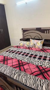 Bedroom Image of 1350 Sq.ft 3 BHK Apartment / Flat for rent in Balmikinagar Lucknow for Rs. 40000
