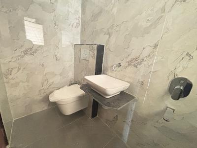Bathroom Image of 1150 Sq.ft 2 BHK Apartment / Flat for sale in Marquis Royal Palm, Ulwe Navi Mumbai for Rs. 15400000