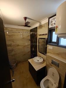 Bathroom Image of 1410 Sq.ft 2 BHK Apartment / Flat for rent in Golden Sand Apartments Phase 2, Dhakoli Zirakpur for Rs. 36000