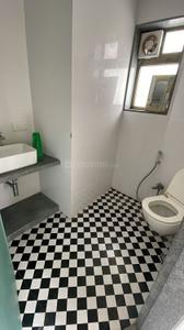Bathroom Image of 1800 Sq.ft 3 BHK Apartment / Flat for rent in Maker Tower, Cuffe Parade Mumbai for Rs. 500000