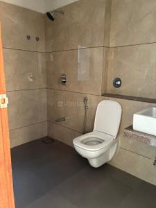 Bathroom Image of 2235 Sq.ft 3 BHK Apartment / Flat for sale in Shilp Shaligram, Vastrapur Ahmedabad for Rs. 21500000