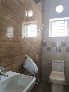 Common Bathroom Image of 1122 Sq.ft 3 BHK Apartment / Flat for sale in Nanganallur Chennai for Rs. 13500000