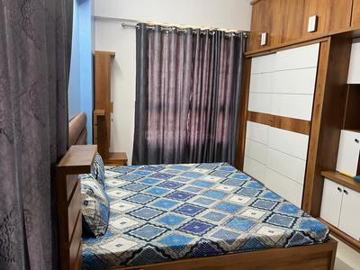 Bedroom Image of 500 Sq.ft 1 BHK Apartment / Flat for rent in Adani Pratham Phase 2, Vaishno Devi Circle Ahmedabad for Rs. 19000