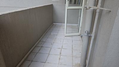 Balcony Image of 670 Sq.ft 2 BHK Apartment / Flat for rent in Pyramid Elite, Sector 86 Gurgaon for Rs. 15000