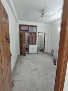 Hall Image of 2250 Sq.ft 3 BHK Apartment / Flat for sale in Mahagun Moderne, Sector 78 Noida for Rs. 36000000