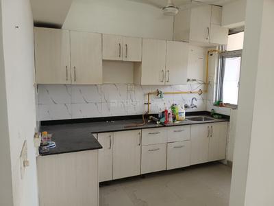 Kitchen Image of 1625 Sq.ft 3 BHK Apartment / Flat for rent in Supertech Cape Town, Sector 74 Noida for Rs. 35000