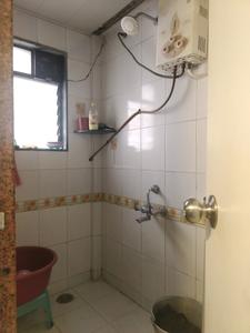 Common Bathroom One Image of 1010 Sq.ft 2 BHK Apartment / Flat for rent in Smruti Heights, Kondhwa Budruk Pune for Rs. 20000